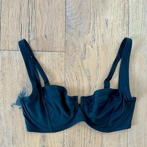 Aerie Women’s Underwire Black Swim Top 34DD Balconette